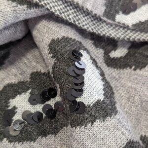 Banana Republic Gray and Black Sequin animal Patterned scarf